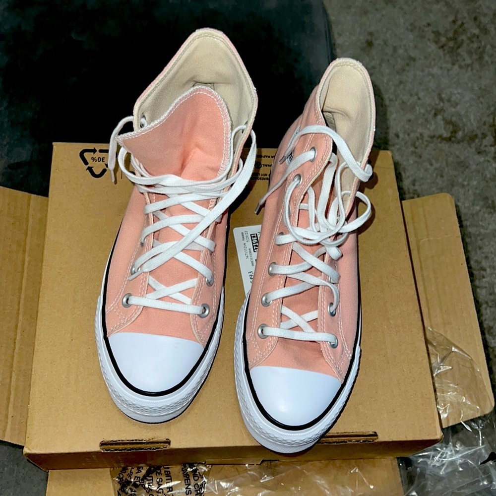 Converse Platform Sneakers 9.5